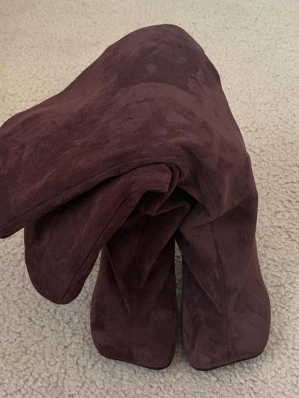 Women's Suede Knee-High Boots - Deep Burgundy